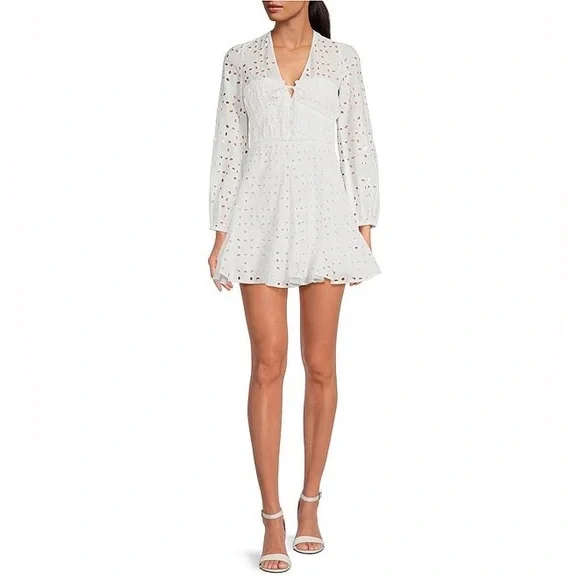 Gianni Bini NWT Katrina Eyelet V-Neck Long Sleeve A-Line Dress S - Picture 3 of 5